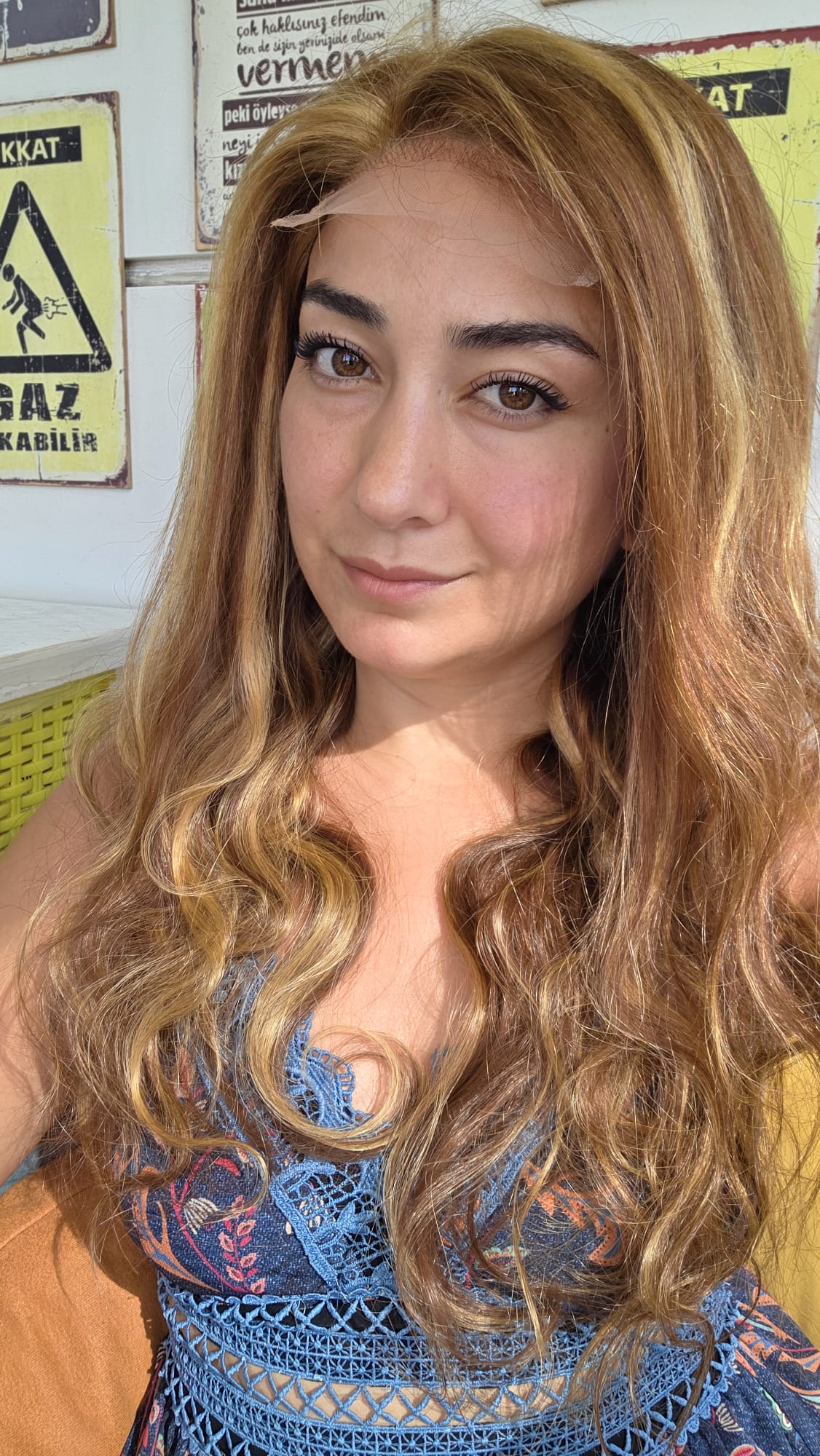 HERYÖNE AYRILAN GERÇEK SA. TÜL PERUK (SAN20DS)
