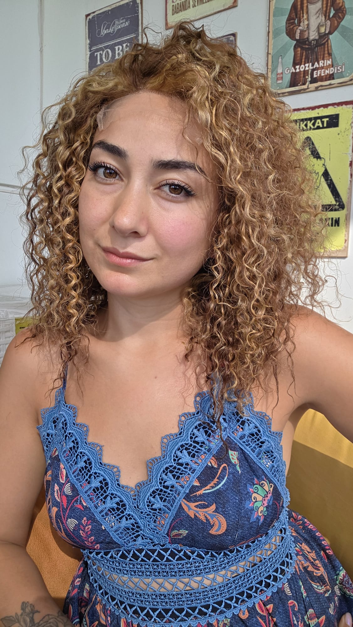 HERYÖNE AYRILAN GERÇEK SAÇ TÜL PERUK (SAN16KS)