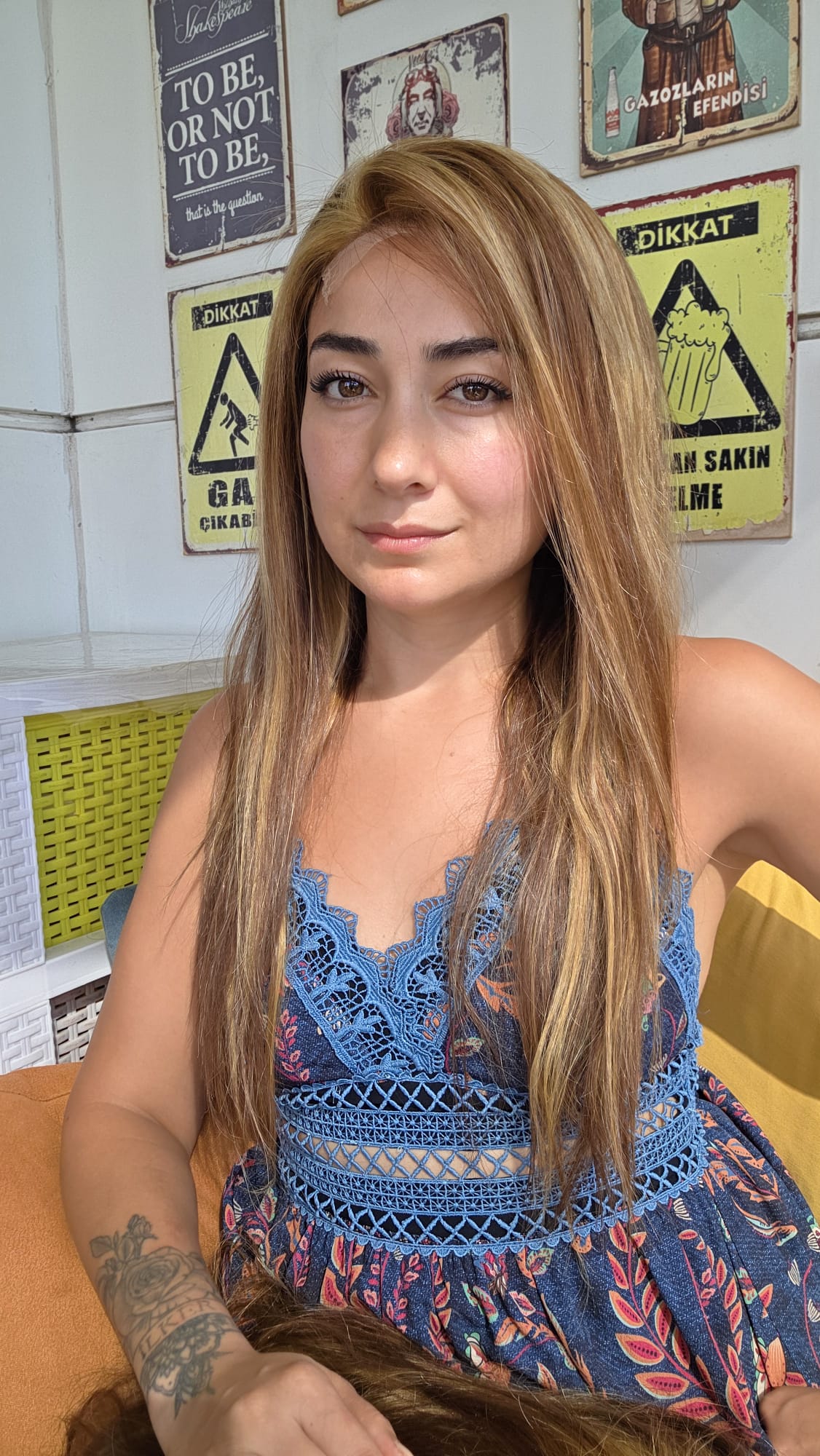 HERYÖNE AYRILAN GERÇEK SAÇ TÜL PERUK (SAN22DS)