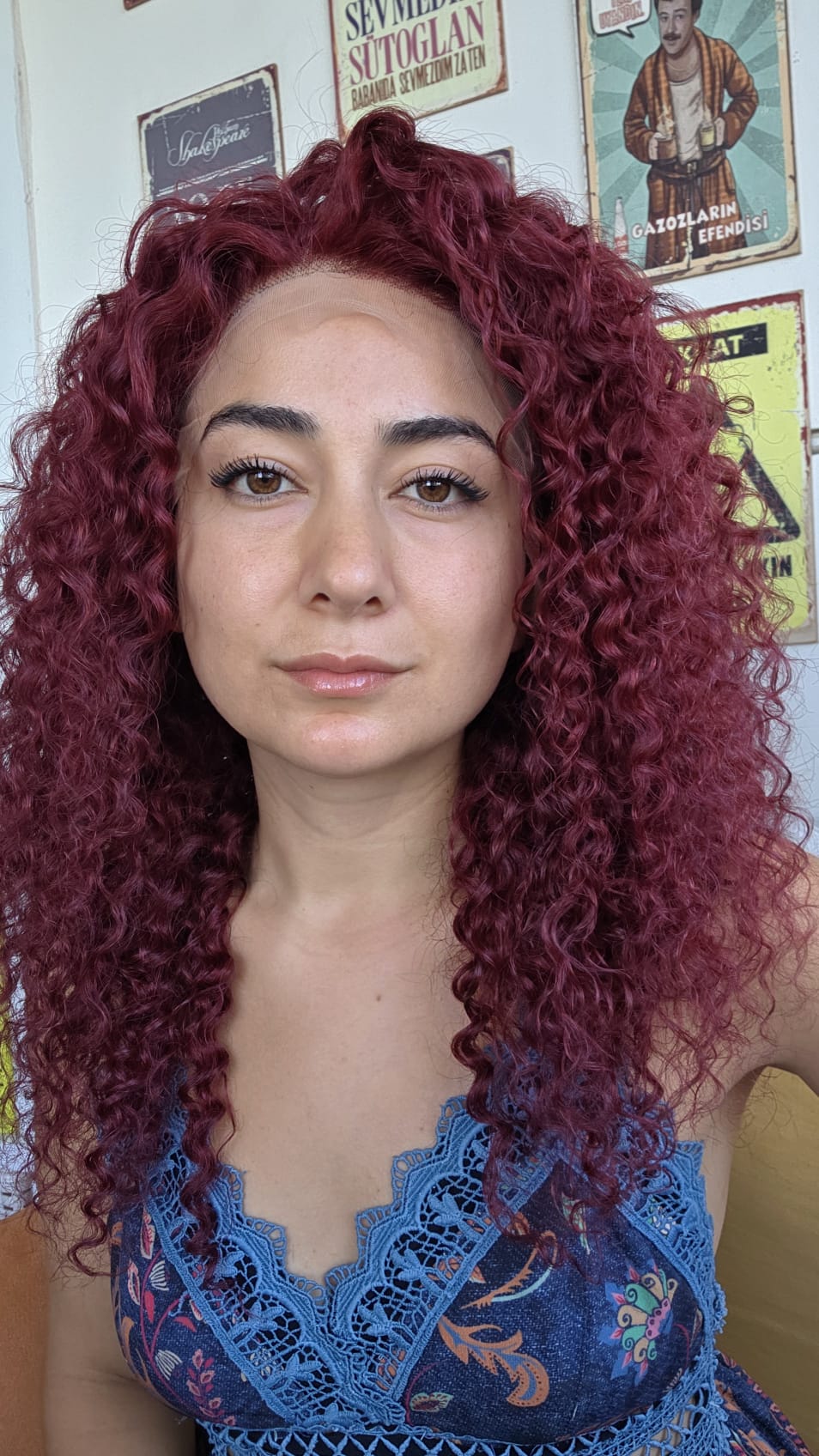 HERYÖNE AYRILAN KIVIRCIK GERÇEK SAÇ TÜL PERUK (SAN20KB)