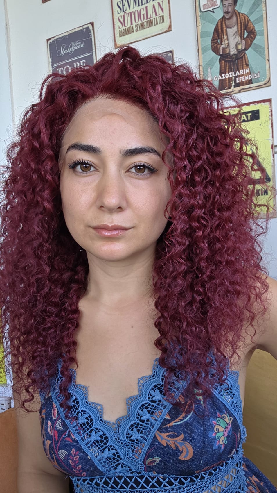 HERYÖNE AYRILAN KIVIRCIK GERÇEK SAÇ TÜL PERUK (SAN20KB)