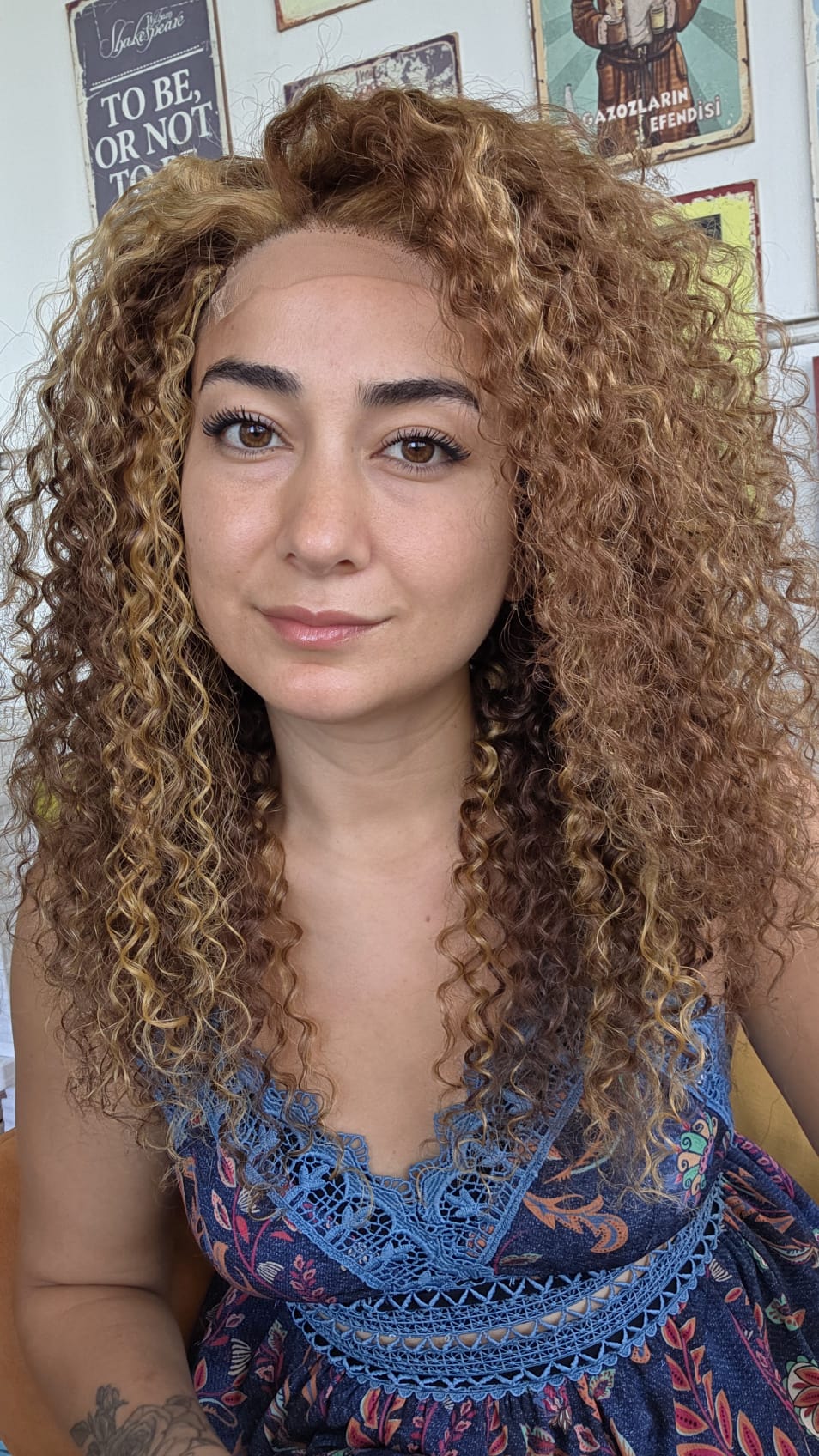 KIVIRCIK HERYÖNE AYRILAN TÜL PERUK (SAN22K.S)